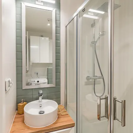 Business - City View With Balcony & Parking By Rentujemy Appartement