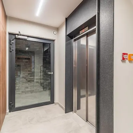 Business - City View With Balcony & Parking By Rentujemy * Cracovia
